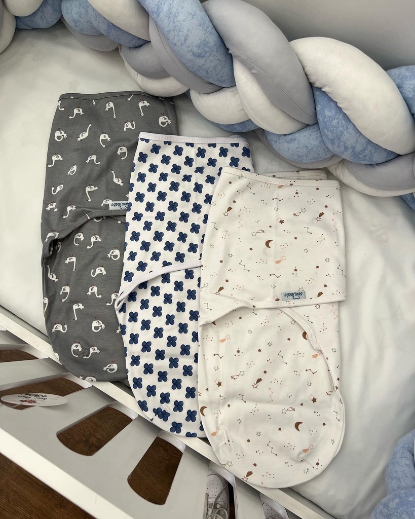Emmaillotage bébé